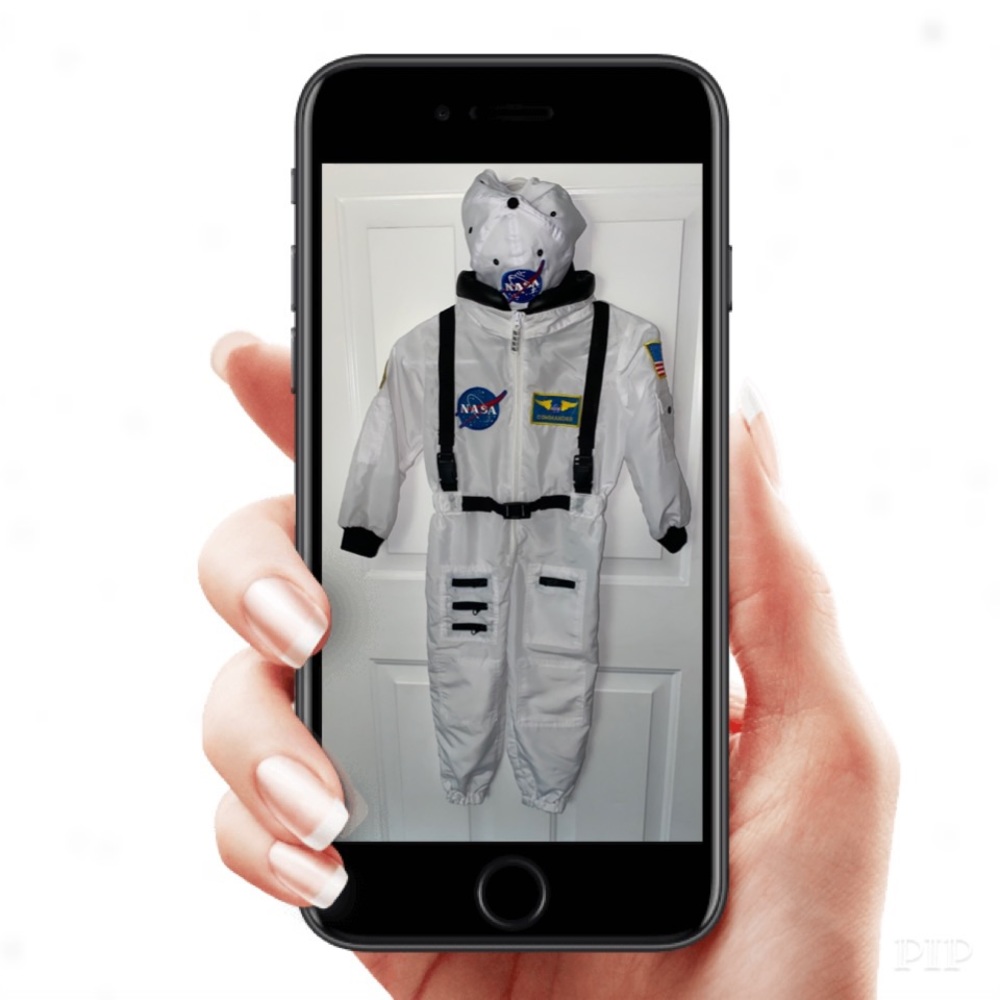✨Kid’s Astronaut Suit Sz 4/6 - Picture 2 of 10